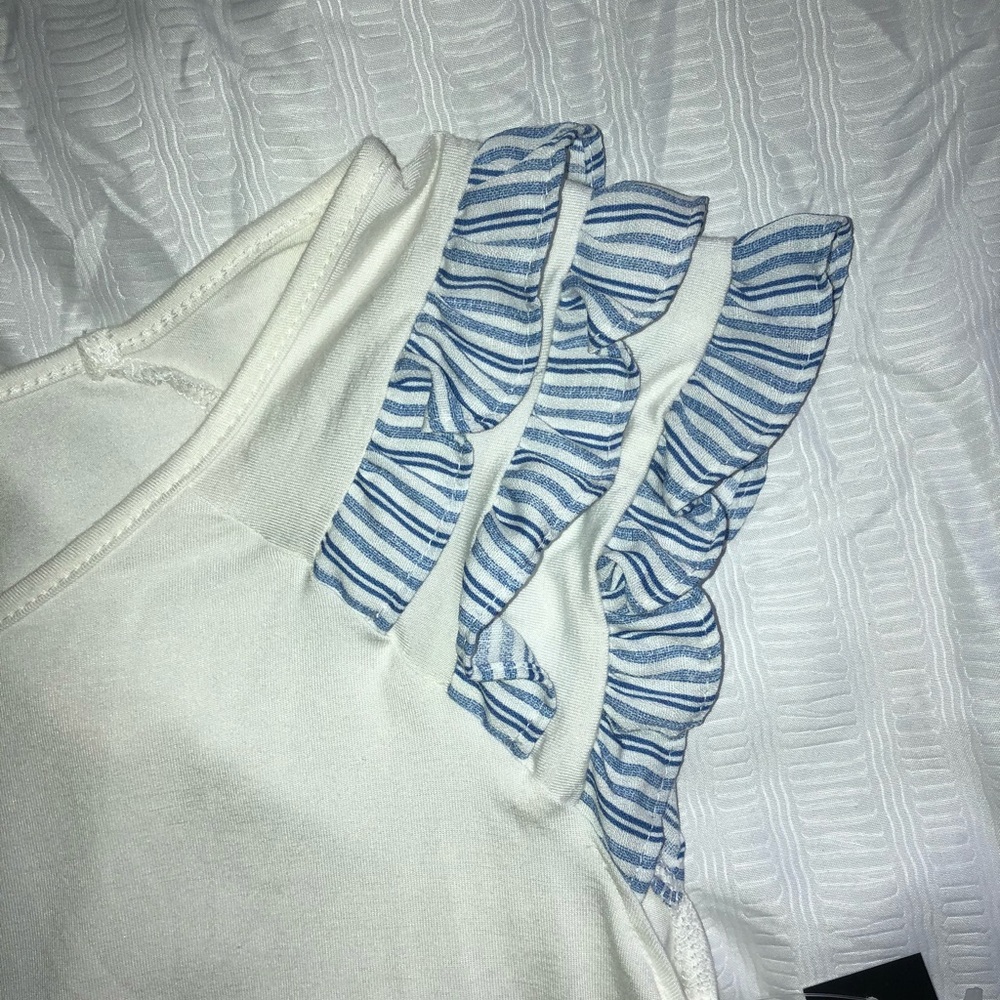 Ruffle Top - Picture 2 of 2